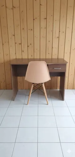Mesa e cadeira para estudar