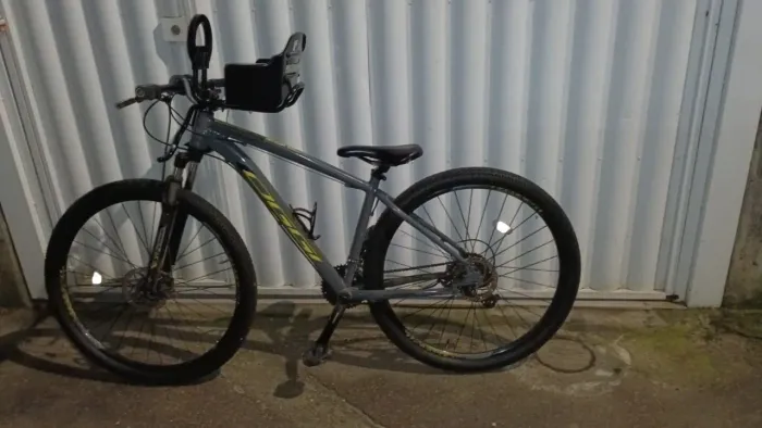 Vendo uma bicicleta