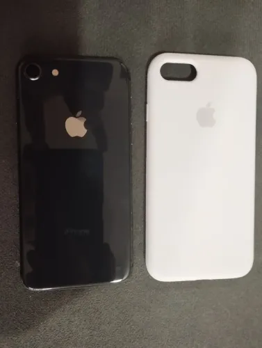 iPhone 8 64gb