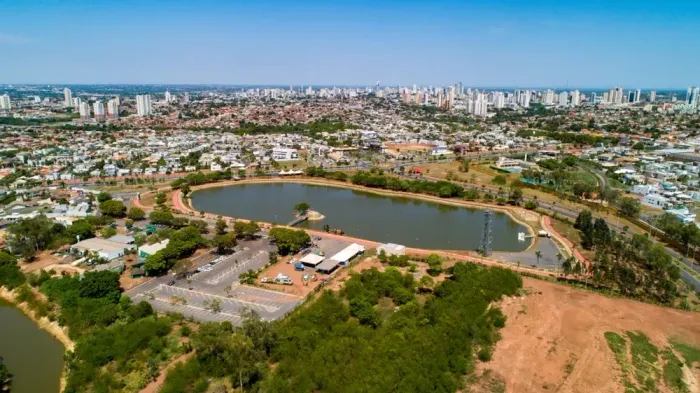Terreno Florais do Parque 300m², excelente localização quitado
