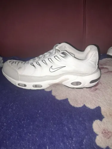 NIKE AIR MAX PLUS TN ULTRA BRANCO