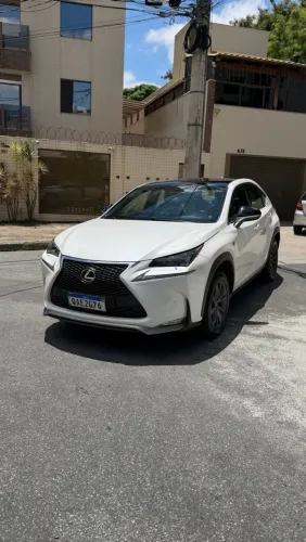 Lexus NX-200T F-sport 2.0 16V 238cv Aut. 2017