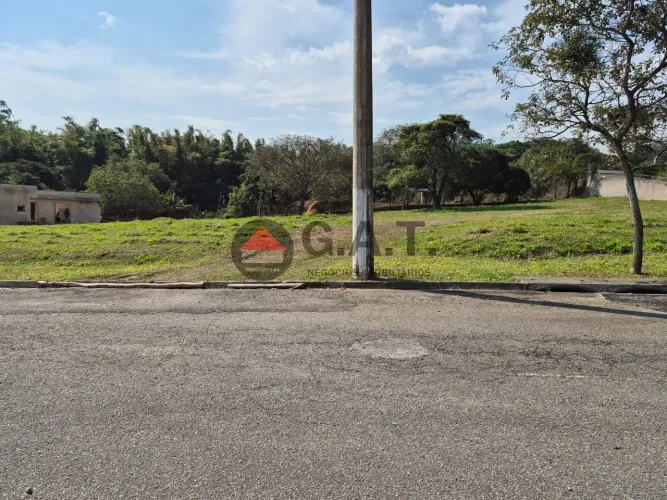 Terreno de 1.000m² em Condomínio de Alto Padrão em Sorocaba-SP, Bairro Ibirapuera - Aprove