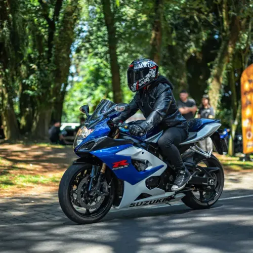 Srad GSX-R 1000 2006Azul/Branca