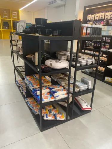 Vendo gôndola para loja 