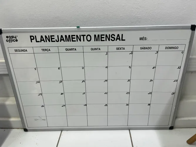 Quadro branco de organização 