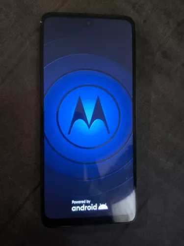 Vendo moto g22 128 giga seme novo nota fiscal telefone com caixinha carregador
