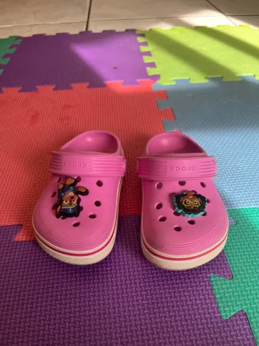 Crocs infantil C8 - 23/24