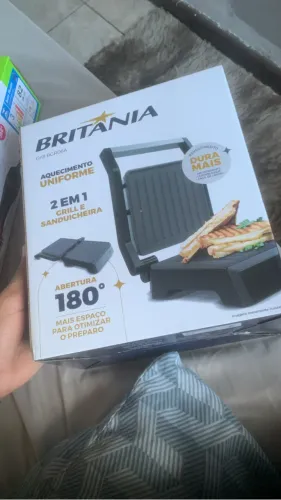 Sanduicheira Britânia 2 em 1