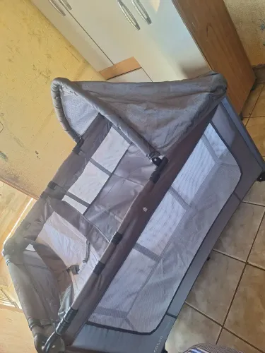 Vendo berço portatil da cosco