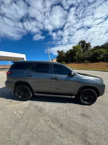 Toyota Hilux SW4 SRX 4X4 2.8 TDI 16V Dies. Aut. 2021