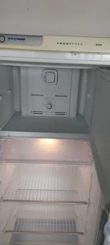 Geladeira Electrolux Frost Free RFE38 Branca
