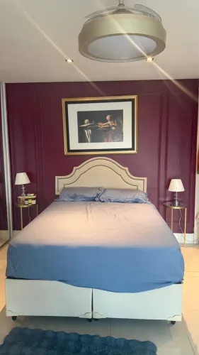 Cama casal colchão Simmons