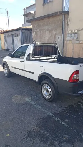 Faz carreto é pequenas viagens. *