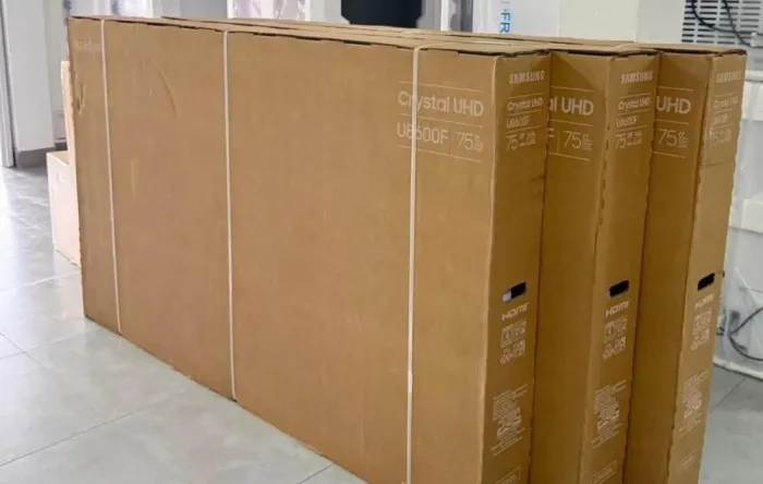 Tv 75 smart  chama wattes * aceito cartao 