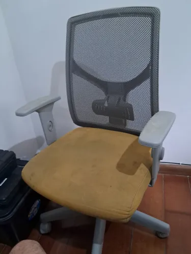 Cadeira Cavaletti Ergonômica de Escritório com Encosto em Tela