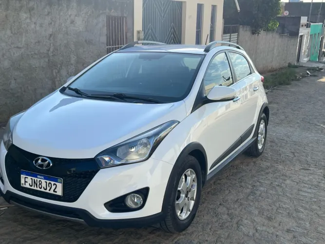 Hyundai HB20X Premium 1.6 Flex 16V Aut. 2015