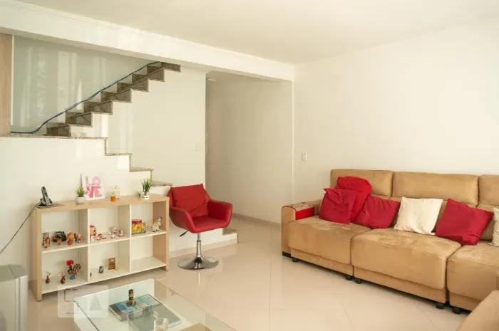Casa à Venda - Água Fria, 3 Quartos, 128 m2