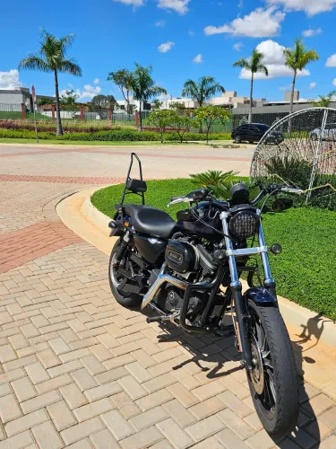 IMPERDIVEEEL HARLEY-DAVIDSON 883R