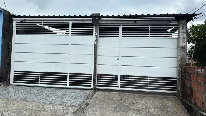 Portão galvanizado já estalado 2 mil só hoje