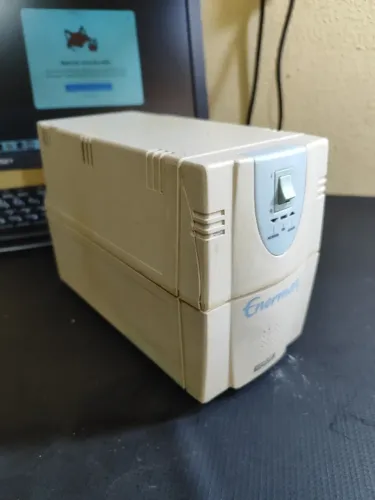 estabilizador em perfeito funcionamento 127 e 220v