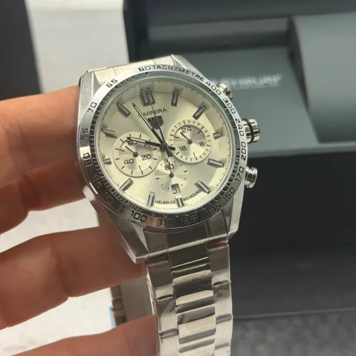 Tag Carrera Branco - Cronógrafo - Linha entrada - Aço - 43mm