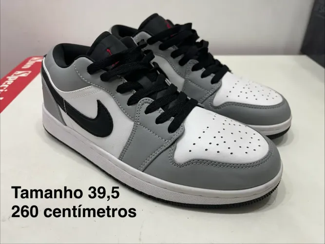 Air Jordan 1 Low Light Smoke Grey