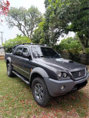 Mitsubishi L200 Outdoor HPE 2.5 4X4 CD T.dies. Mec. 2012