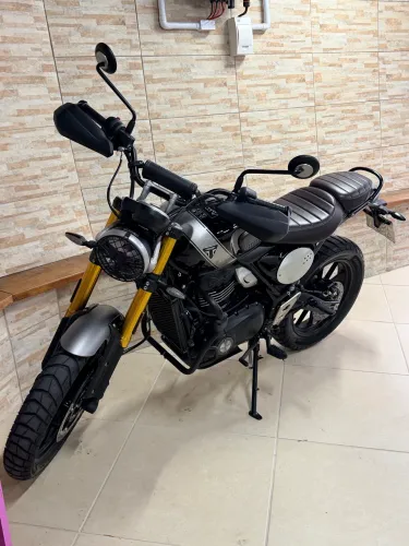 TRIUMPH SCRAMBLER 400 X - 2025 | APENAS 4.500 KM