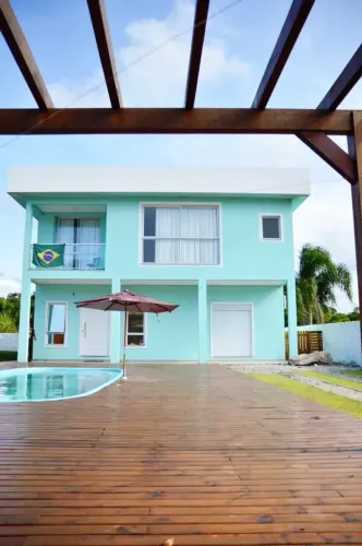 Casa para aluguel e venda com 240 metros quadrados com 4 quartos