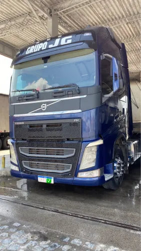 Vende-se volvo fh 2016 versão ocean race