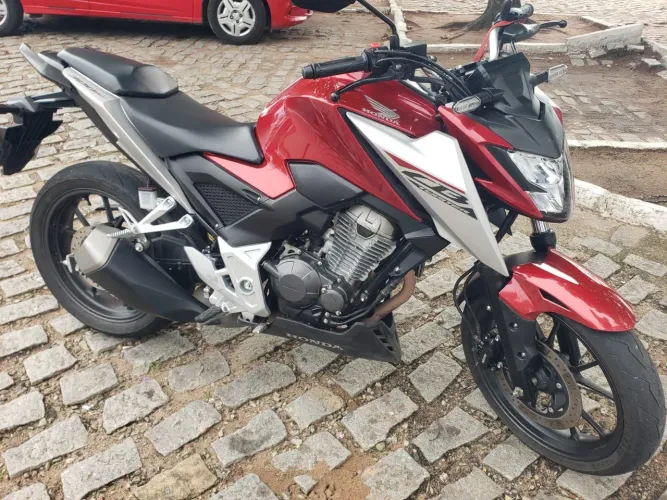 CB 300 F TWISTER CBS 25/26