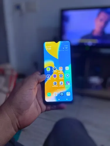 Celular Samsung M12 - 64GB ?