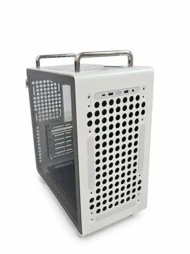 Gabinete Cooler Master QUBE 540 ? ATX ? Micro ATX ? Mini ITX