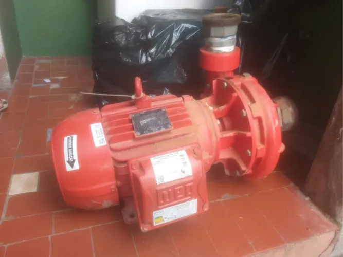 Bomba Schneider / Franklin Electric 10 CV + Motor WEG ? R$ 4.800 ? NEGOCIÁVEL