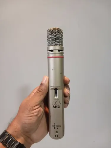 Microfone AKG C 1000S