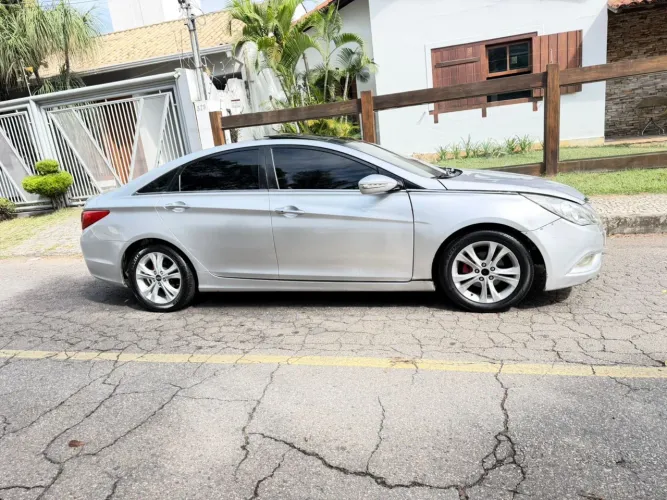 Hyundai Sonata 2.4 16V 182cv 4P Aut. 2012
