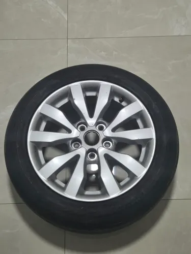 Roda Aro 16 Com Pneu 205/55 R16  Furação 5x112