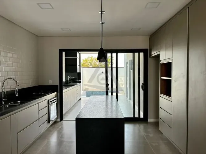 Casa à venda em Hortolândia, Residencial Jardim de Mônaco, com 3 quartos, com 155 m²