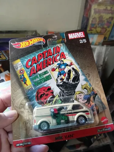 Hot wheels caveira vermelha(capitão america) lacrado