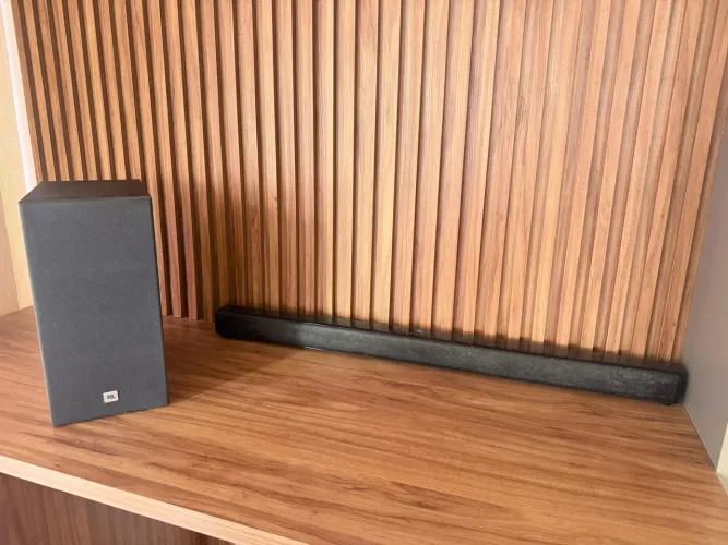 Soundbar JBL Cinema SB160 + Subwoofer Sem Fio - Funcionando Perfeitamente