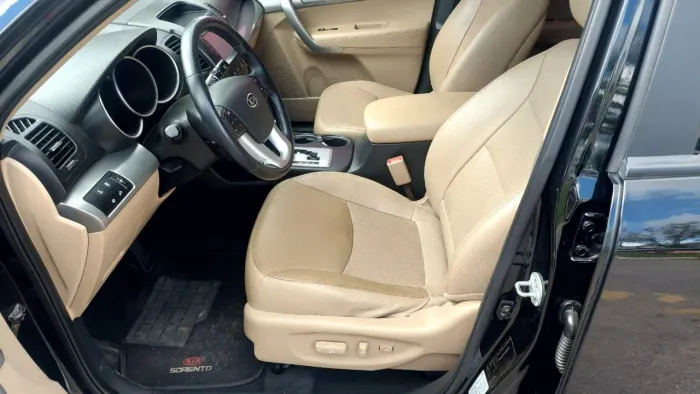 Kia Motors Sorento 3.5 V6 24V 278cv 4X4 Aut. 2013