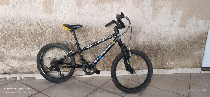 Bicicleta Rockrider aro 24 com marcha