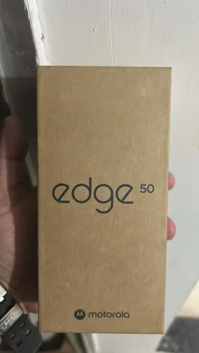 Moto edge 50 muito novo