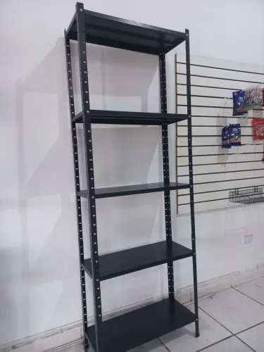 Prateleira de ferro