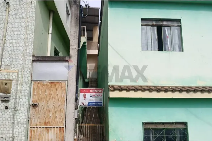 CASA À VENDA NO BAIRRO CID MOREIRA GUAÇUÍ/ES