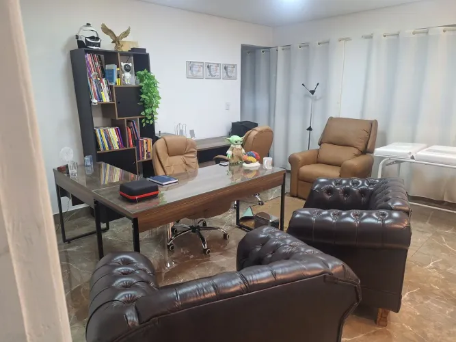 Sala comercial 27 metros quadrados.