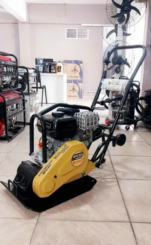 Placa vibratória a gasolina 7.5HP 65kg Profissional Buffalo Motor 4T