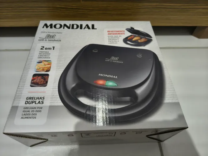 Sanduicheira Mondial Fast Grill & Sandwich S-12 Preta 750W Antiaderente
