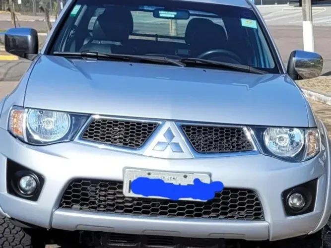 Mitsubishi L200 Triton HPE 3.2 CD TB Int.diesel MEC 2012